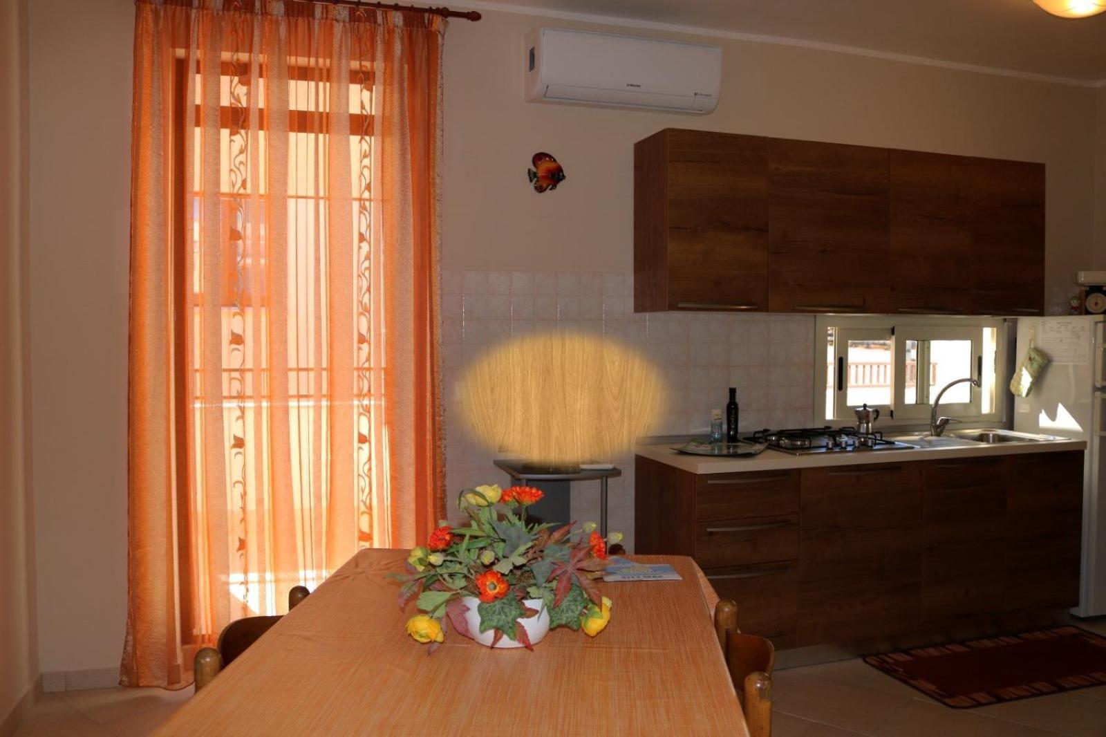 Casa Trio Apartments Кастеламаре дел Голфо Екстериор снимка