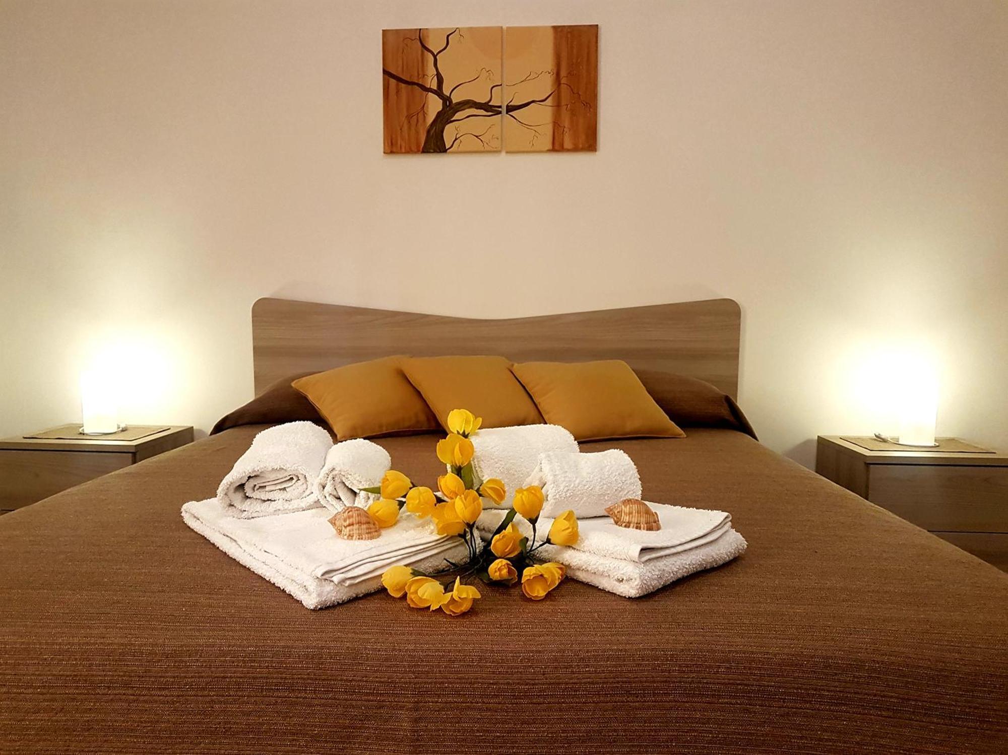 Casa Trio Apartments Кастеламаре дел Голфо Екстериор снимка